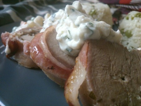 Szűzérmék baconben sajtos mártással